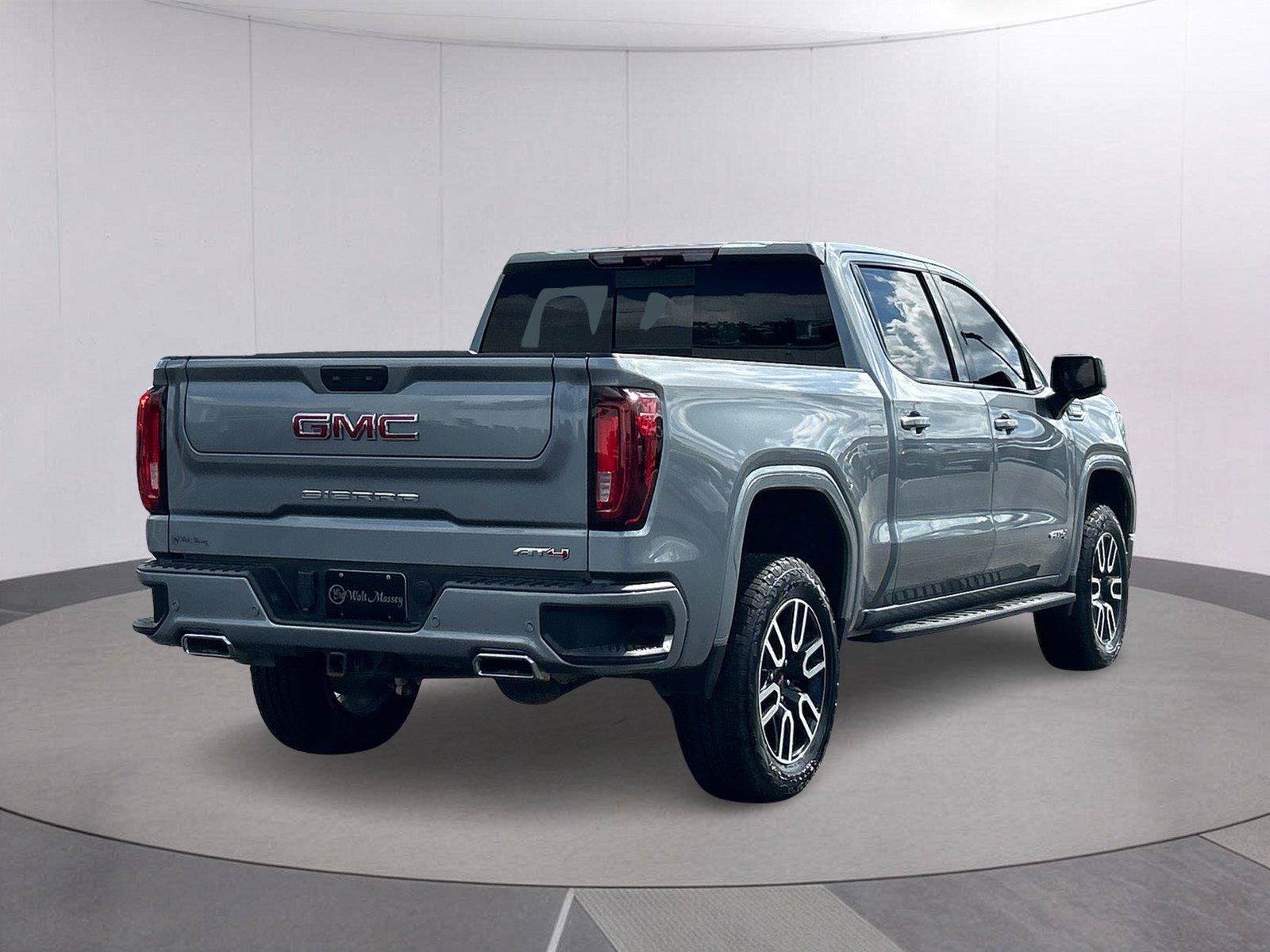 Certified 2025 GMC Sierra 1500 AT4 w/ AT4 Premium Package AWD/4WD image 7