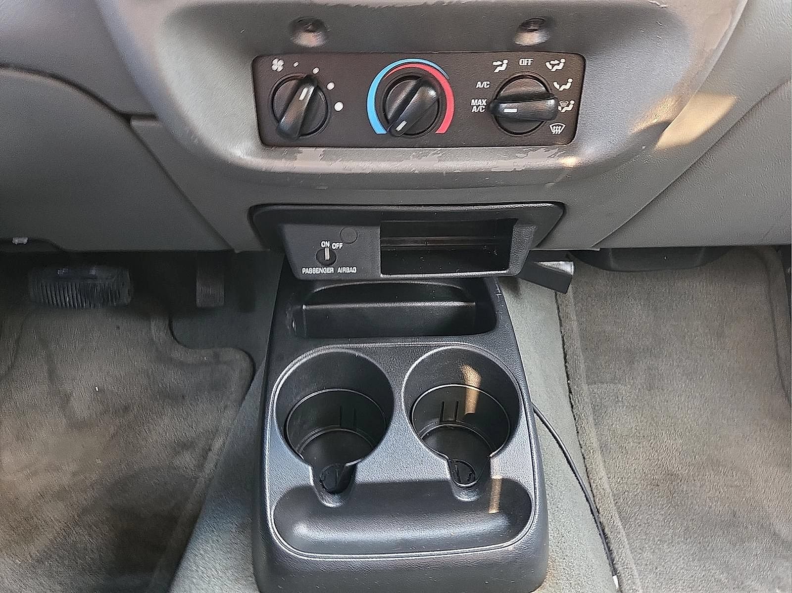 Used 2004 Ford Ranger XLT AWD/4WD image 16