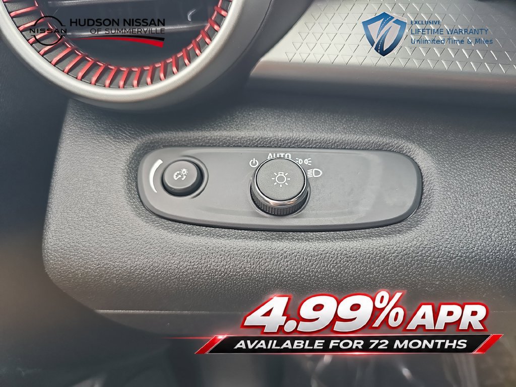 Used 2024 Chevrolet Trax RS w/ Driver Confidence Package FWD image 35