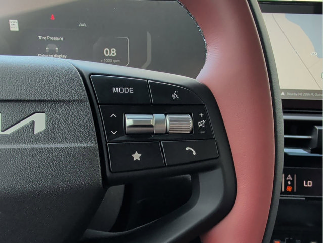 New 2026 Kia Sportage SX FWD image 33