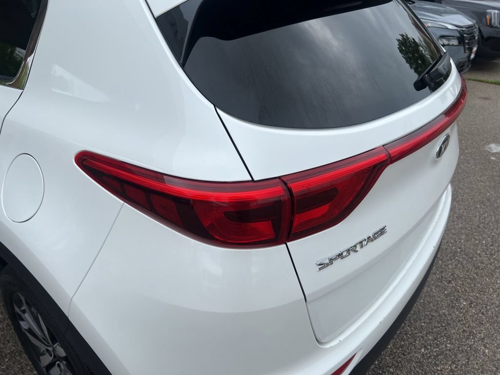 Used 2017 Kia Sportage EX w/ EX Premium Package AWD/4WD image 37