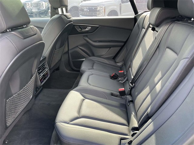 Used 2023 Audi Q8 Prestige w/ Prestige Package image 24