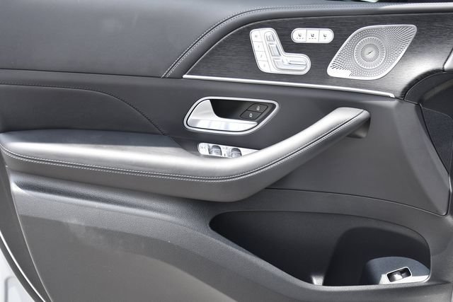 Used 2025 Mercedes-Benz GLS 63 AMG 4MATIC image 24