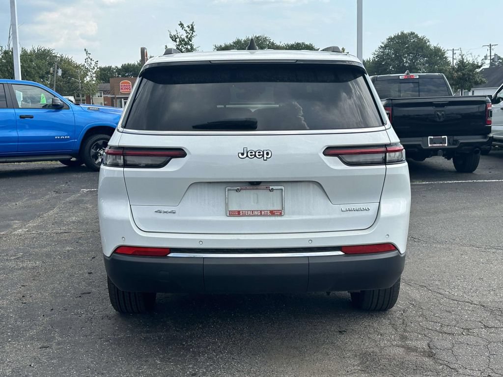 Used 2023 Jeep Grand Cherokee L Laredo w/ Luxury Tech Group I AWD/4WD image 5