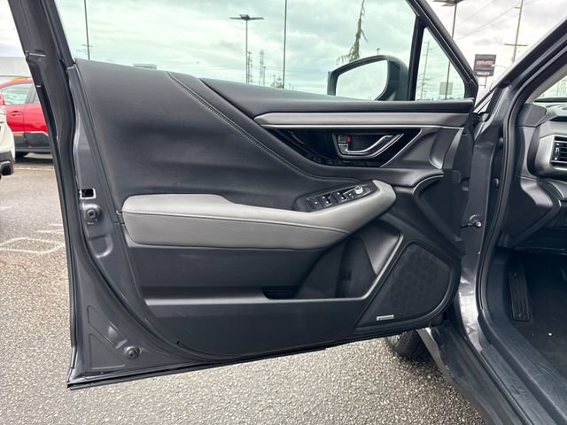 Certified 2025 Subaru Outback Onyx Edition image 17