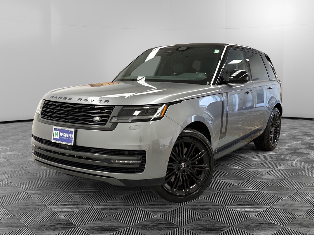 Used 2025 Land Rover Range Rover SE