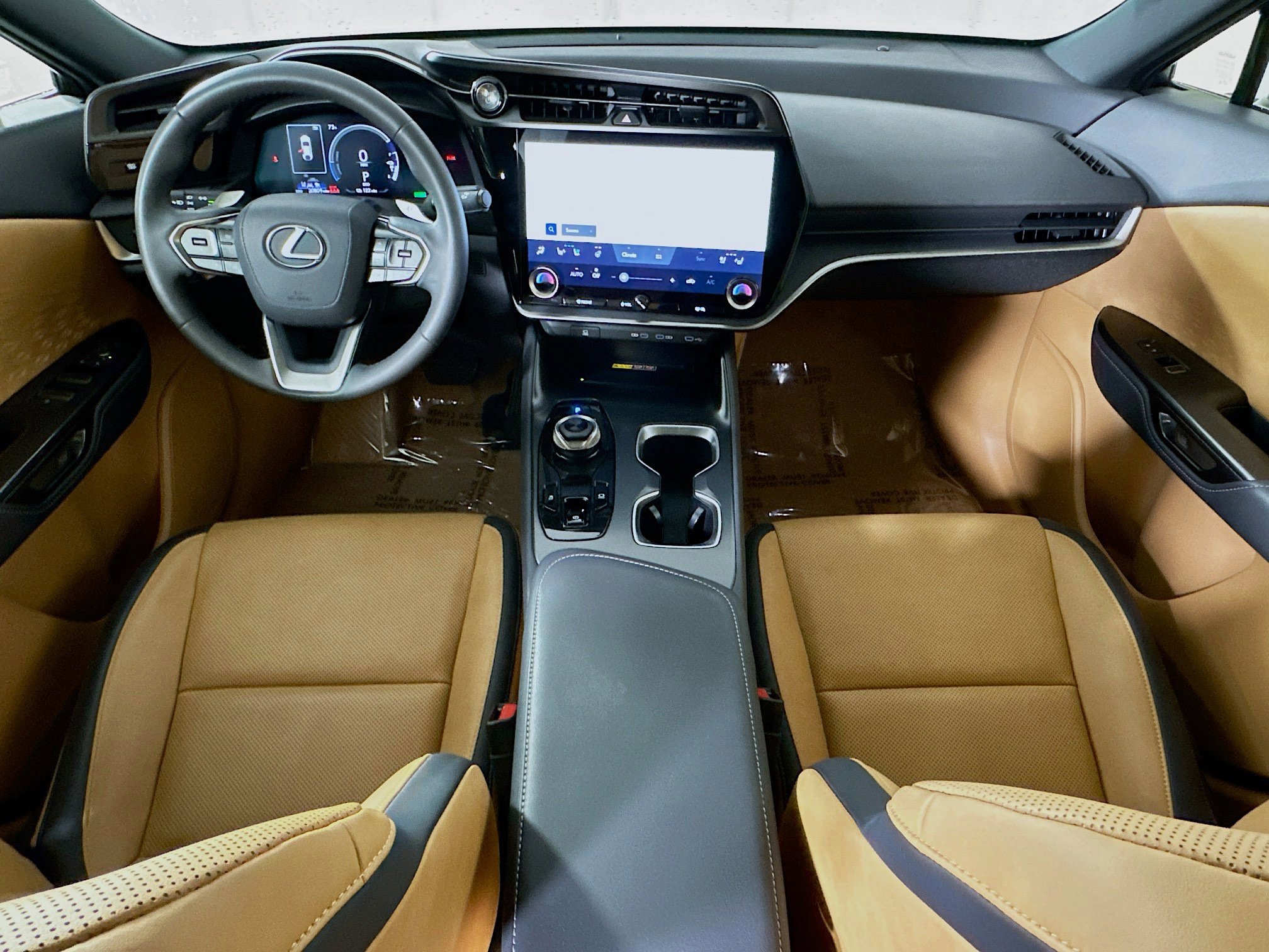 Used 2024 Lexus RZ 300e Premium w/ Accessory Package (Z1) image 27