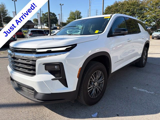 Used 2024 Chevrolet Traverse LS FWD image 6