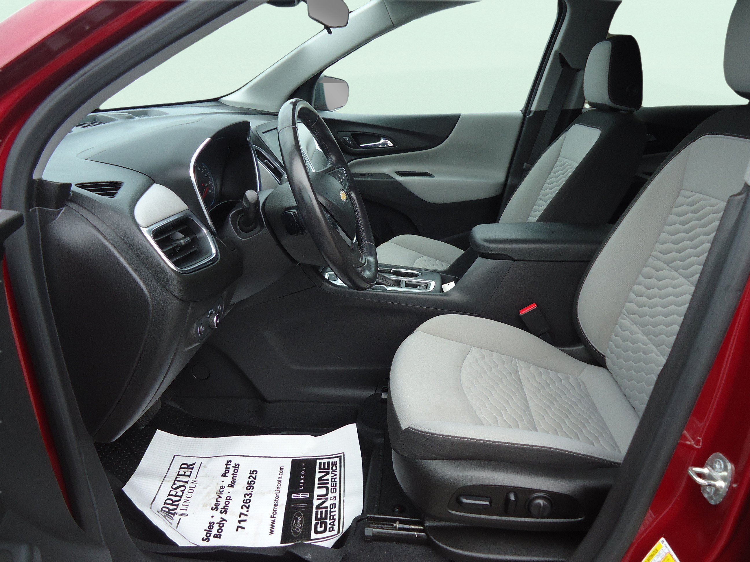 Used 2021 Chevrolet Equinox LT AWD/4WD image 23