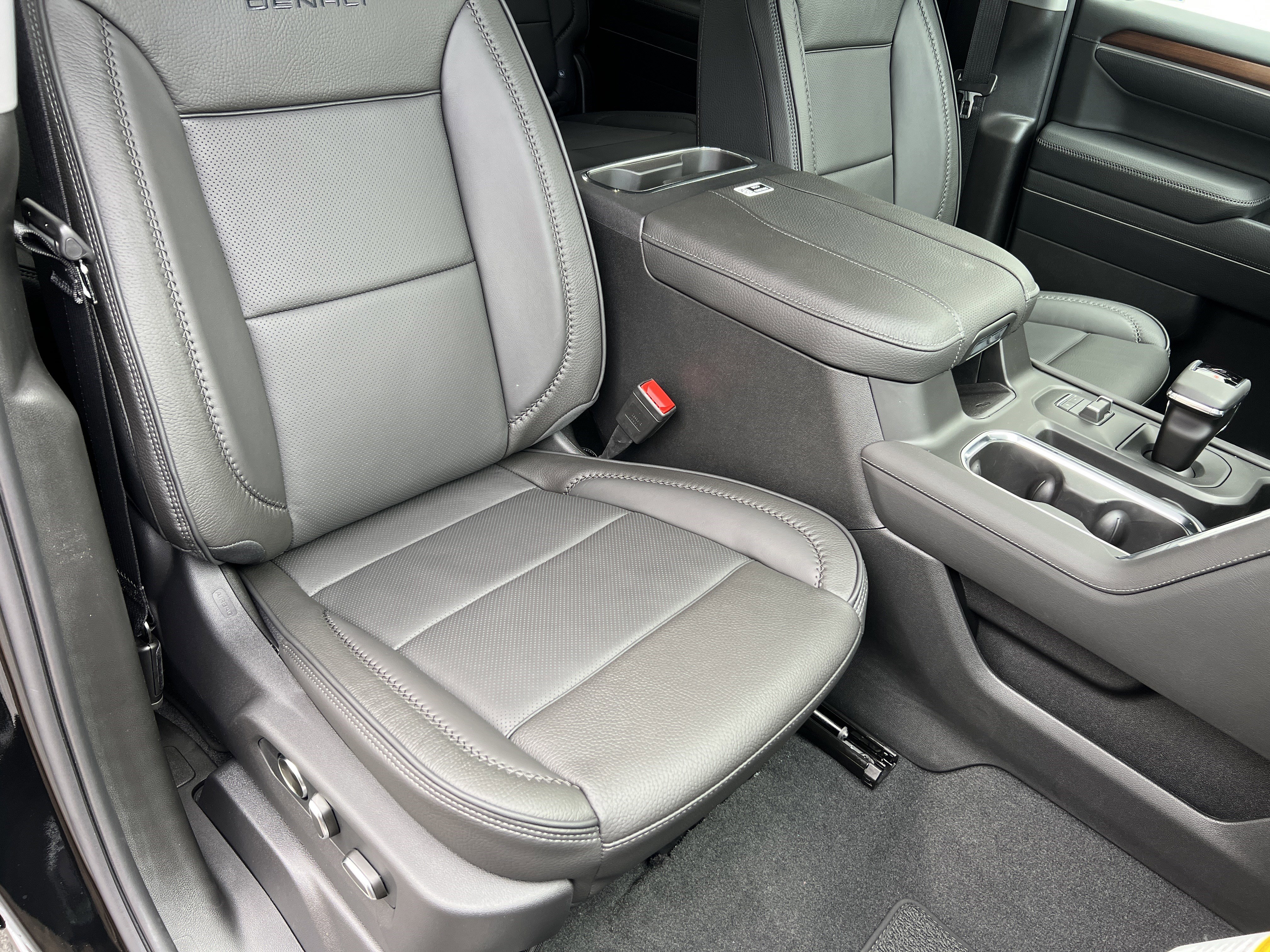 New 2026 GMC Sierra 1500 Denali AWD/4WD image 24