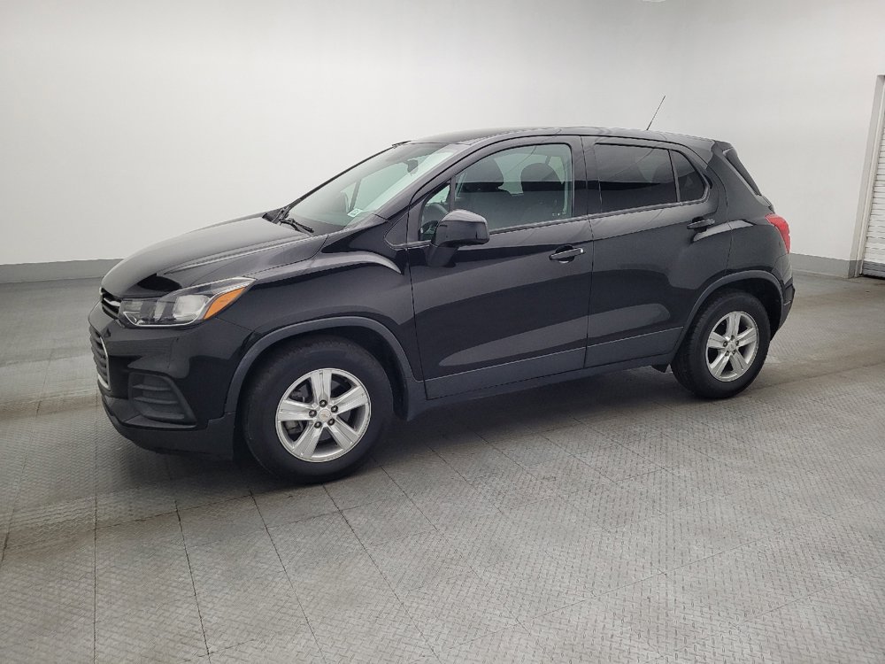 Used 2020 Chevrolet Trax LS w/ Tint and Cruise Package FWD image 2