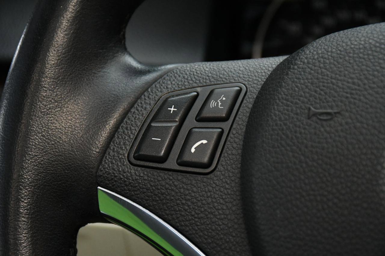 Used 2011 BMW 335i Coupe image 17