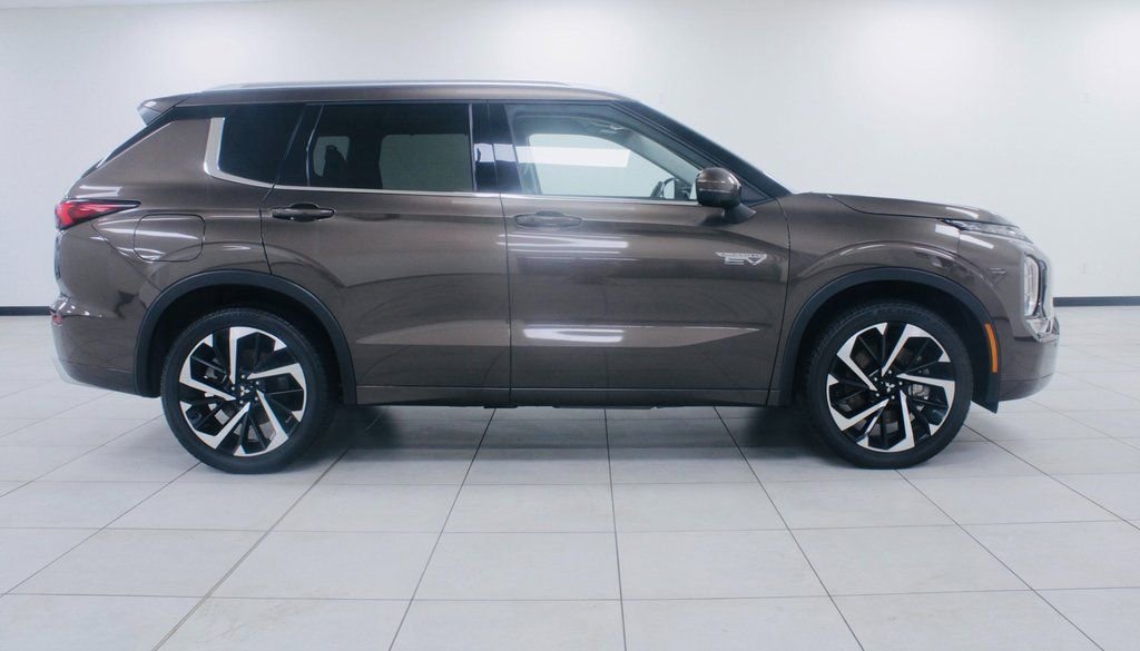 Used 2024 Mitsubishi Outlander SEL image 27