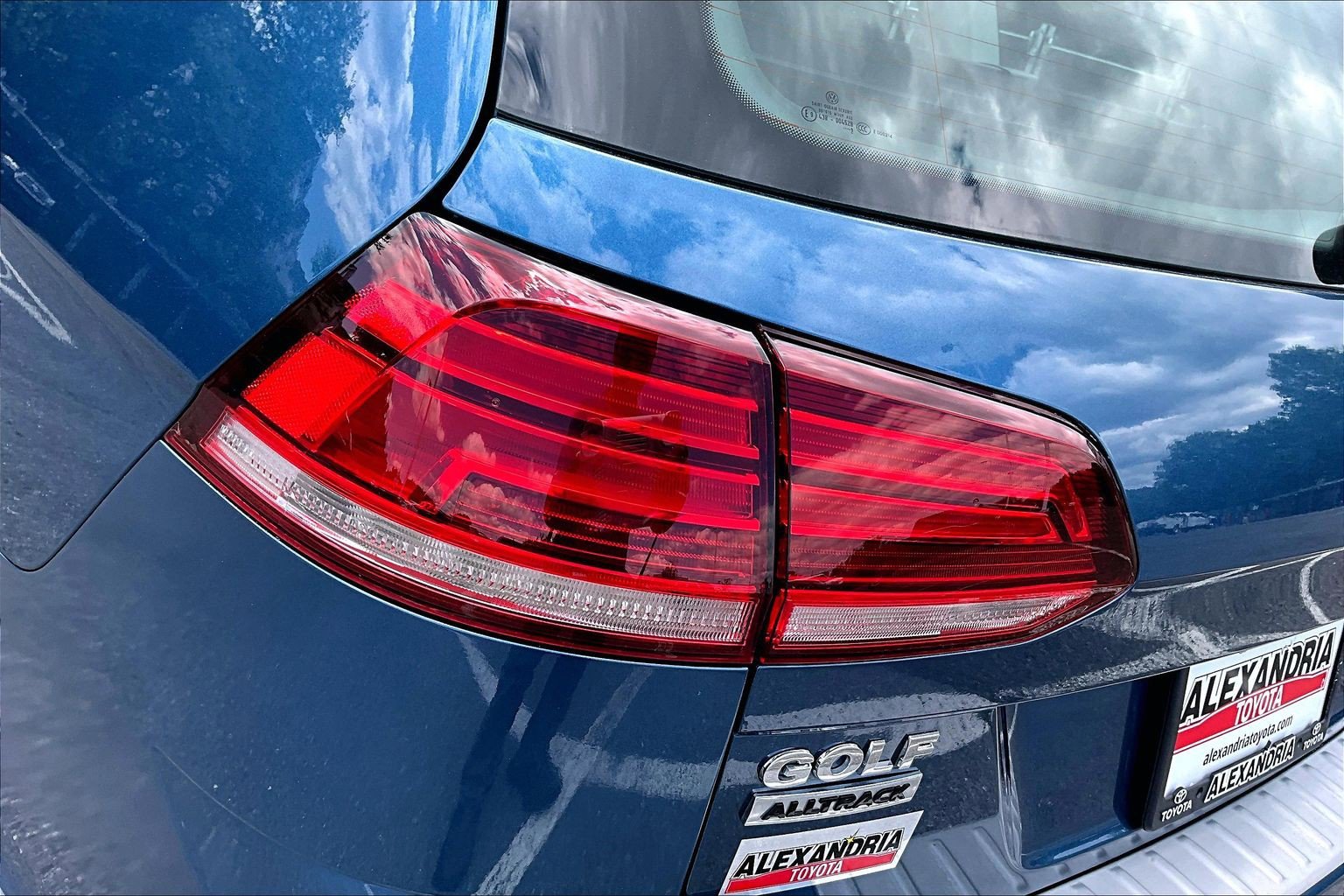 Used 2019 Volkswagen Golf Alltrack SE AWD/4WD image 28