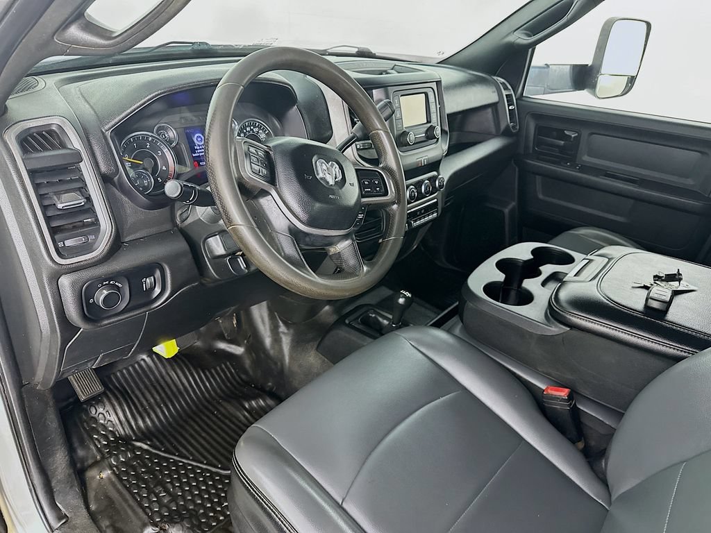 Used 2021 RAM 5500 Tradesman w/ Chrome Appearance Group AWD/4WD image 28