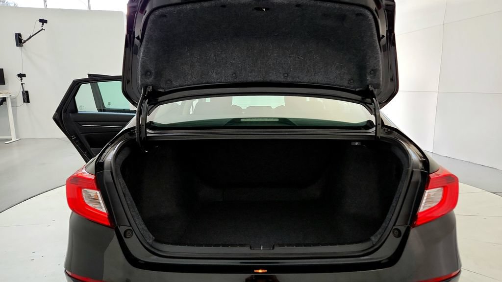Used 2020 Honda Accord LX image 19