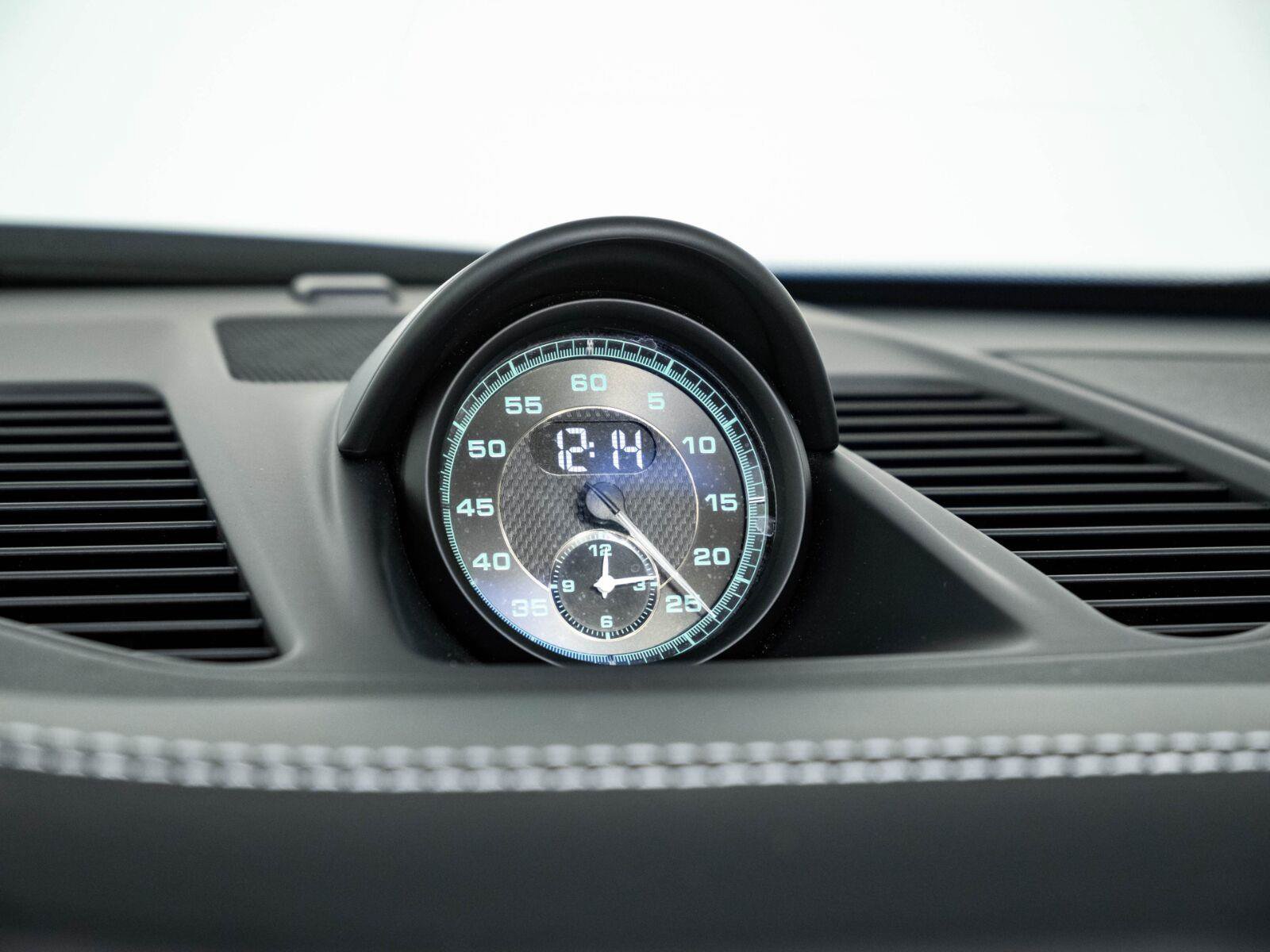 Used 2019 Porsche 911 Speedster RWD image 14
