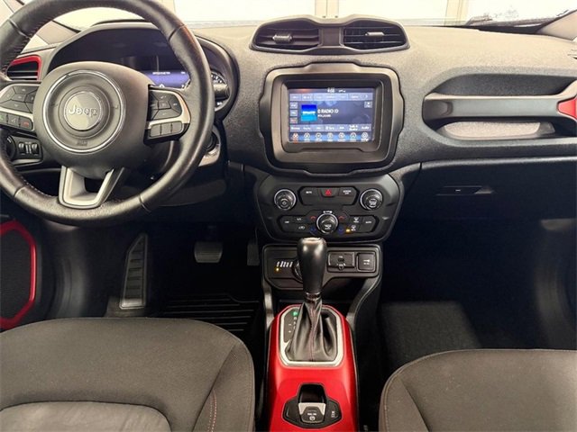 Used 2018 Jeep Renegade Trailhawk w/ Cold Weather Group II image 9