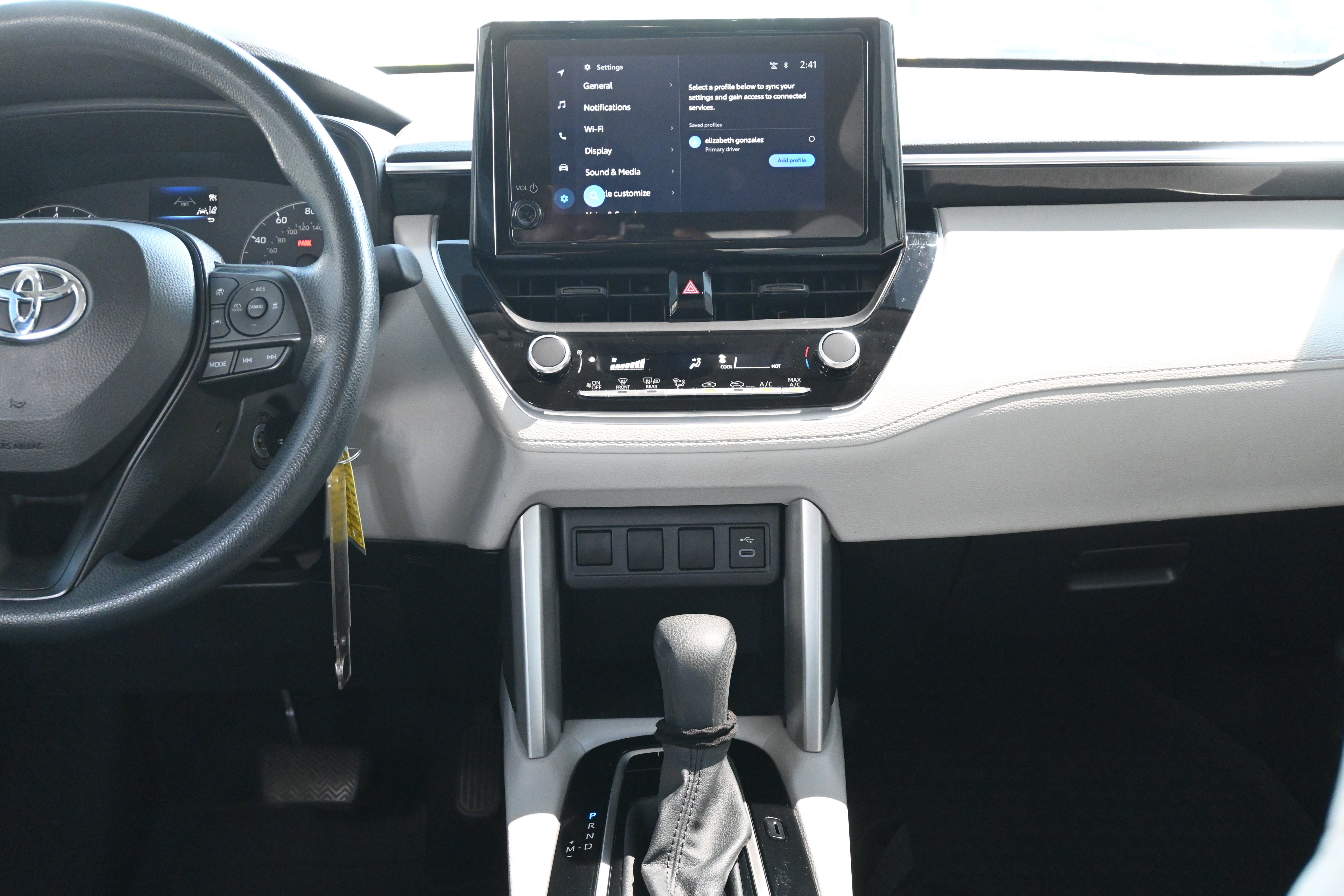 Used 2024 Toyota Corolla Cross L FWD image 29