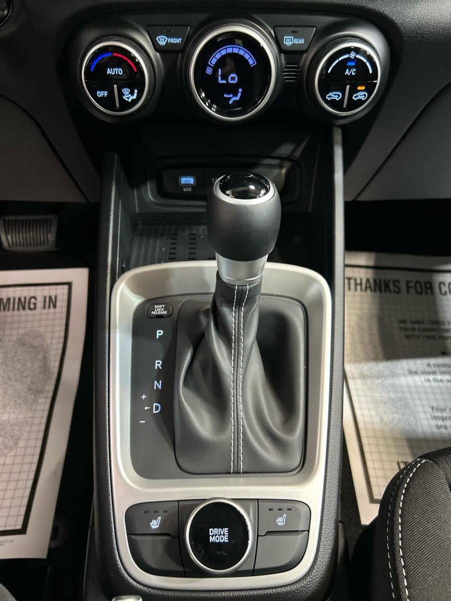New 2026 Hyundai Venue SEL FWD image 8