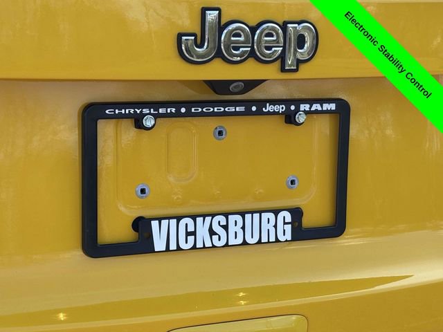 Used 2018 Jeep Renegade Latitude w/ Advanced Technology Group image 37