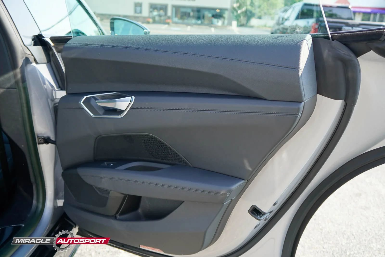 Used 2022 Audi e-tron GT Premium Plus AWD/4WD image 34