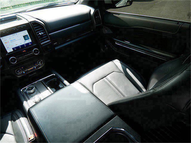 Used 2021 Ford Expedition Limited image 12