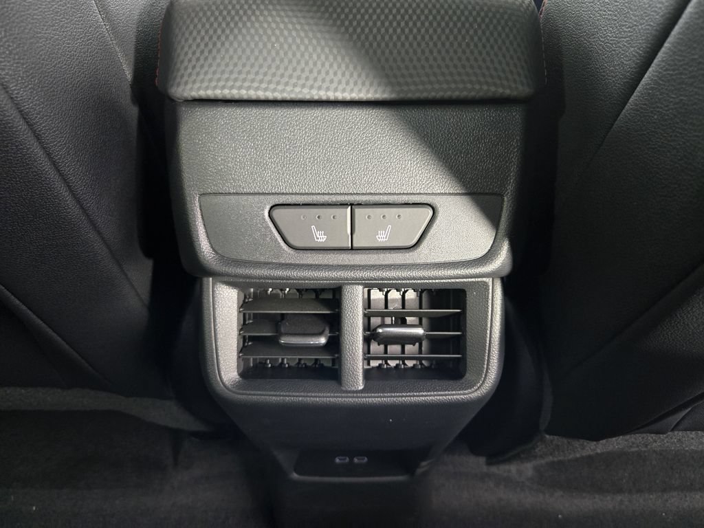 New 2026 Chevrolet Equinox RS w/ Convenience Package III FWD image 33