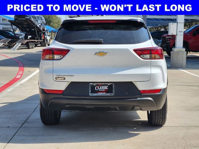 Used 2024 Chevrolet TrailBlazer LS w/ LS Convenience Package FWD image 13