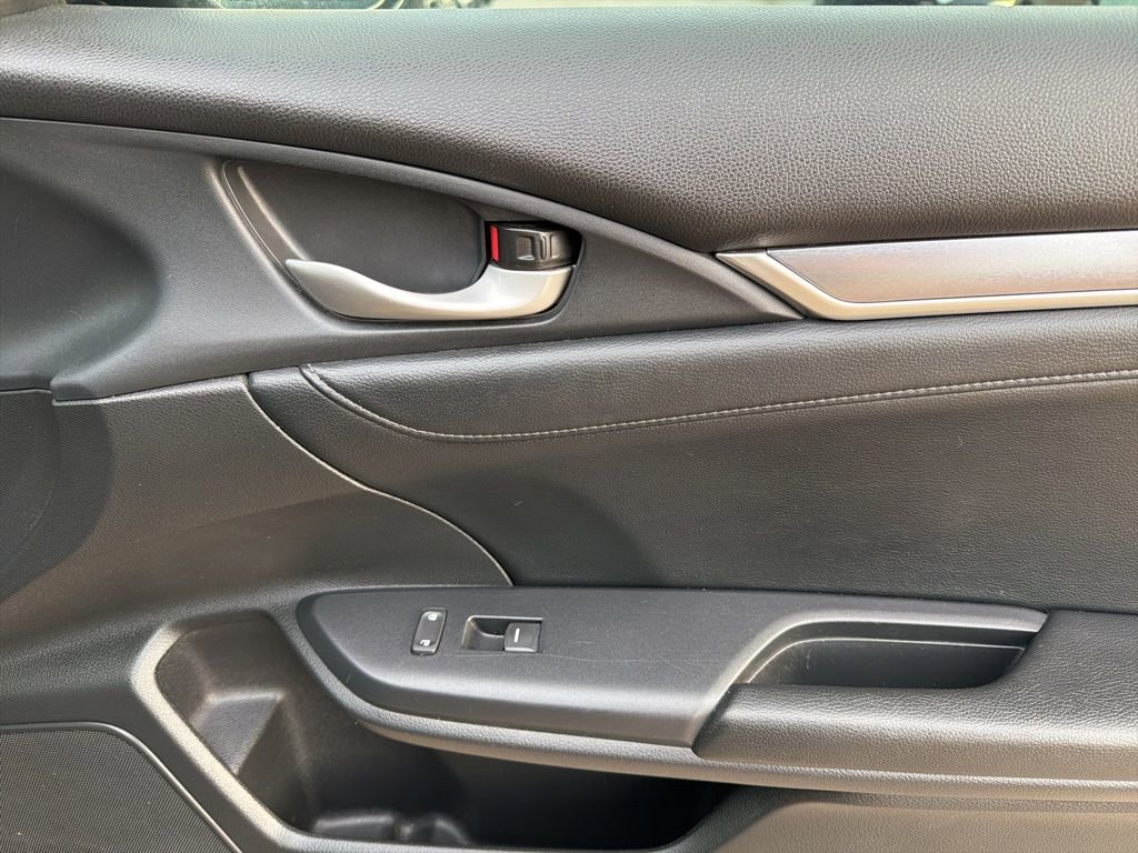 Used 2016 Honda Civic Touring image 30