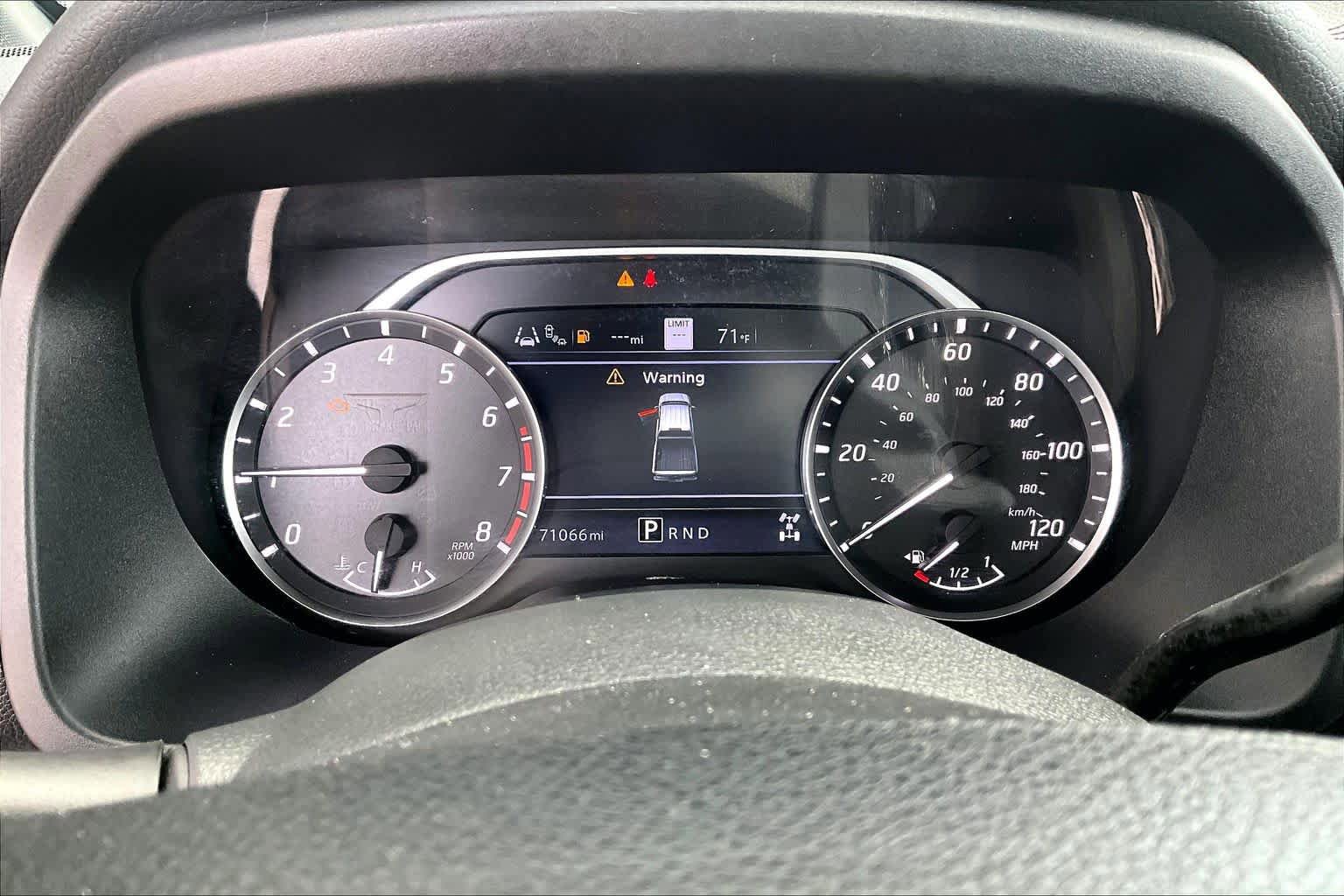 Used 2021 Nissan Titan Platinum Reserve w/ Moonroof Package AWD/4WD image 26