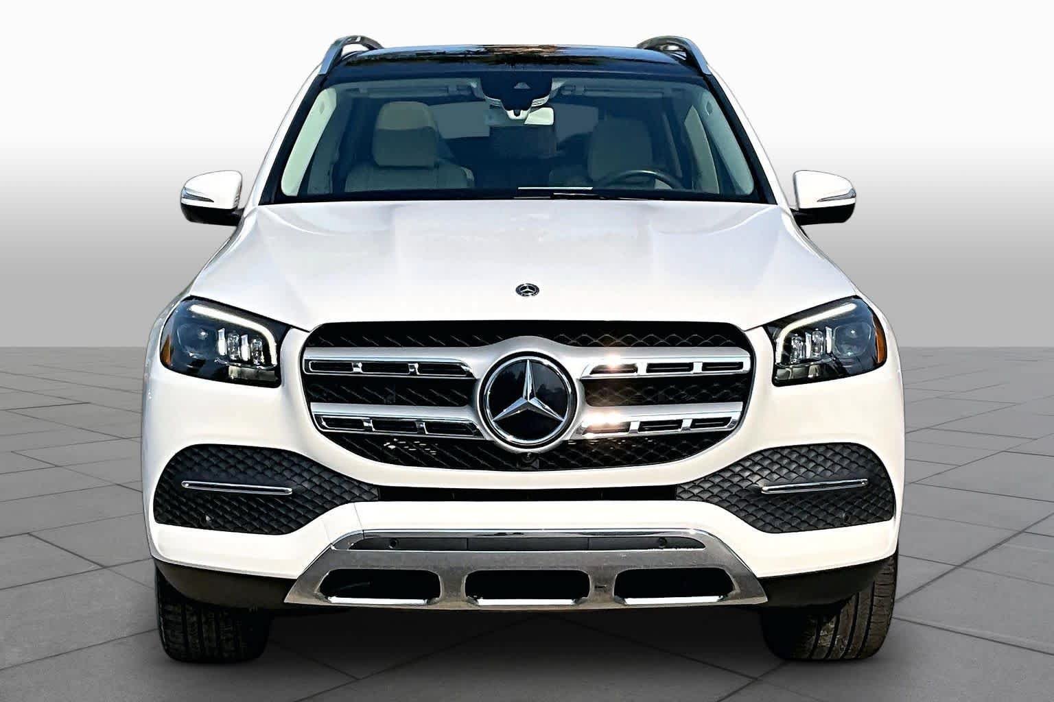Used 2020 Mercedes-Benz GLS 450 4MATIC image 4