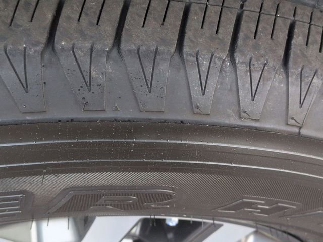 Used 2017 Toyota Tacoma SR5 w/ Tow Package image 12