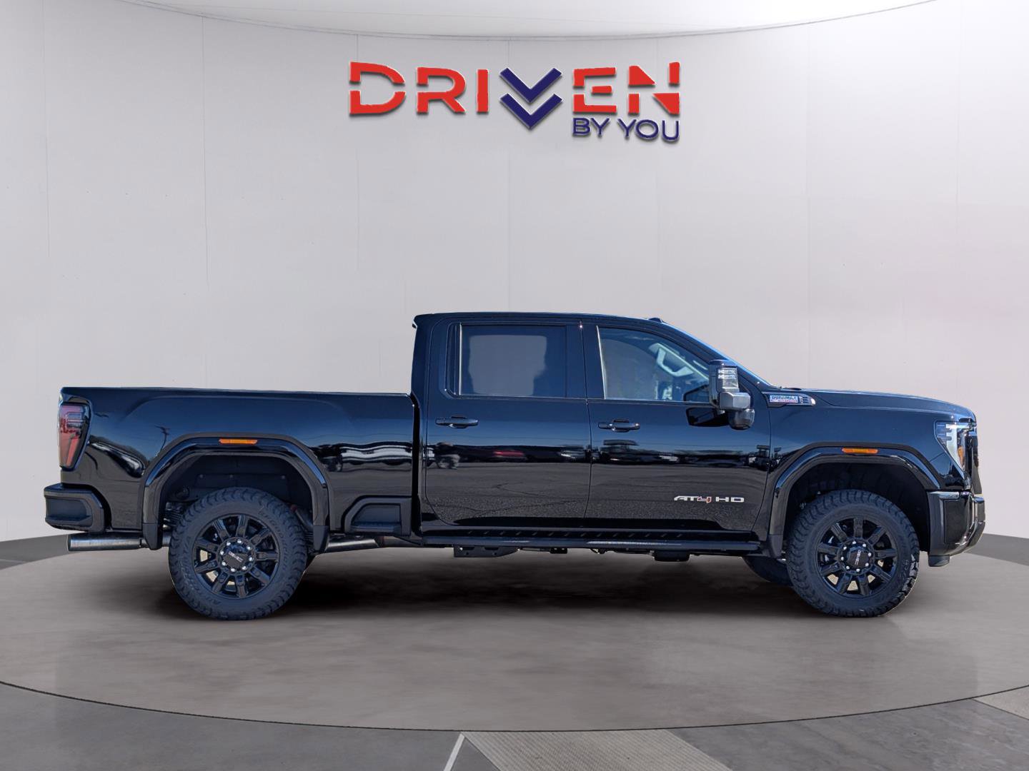 New 2026 GMC Sierra 2500 AT4 w/ AT4 Premium Plus Package AWD/4WD image 7