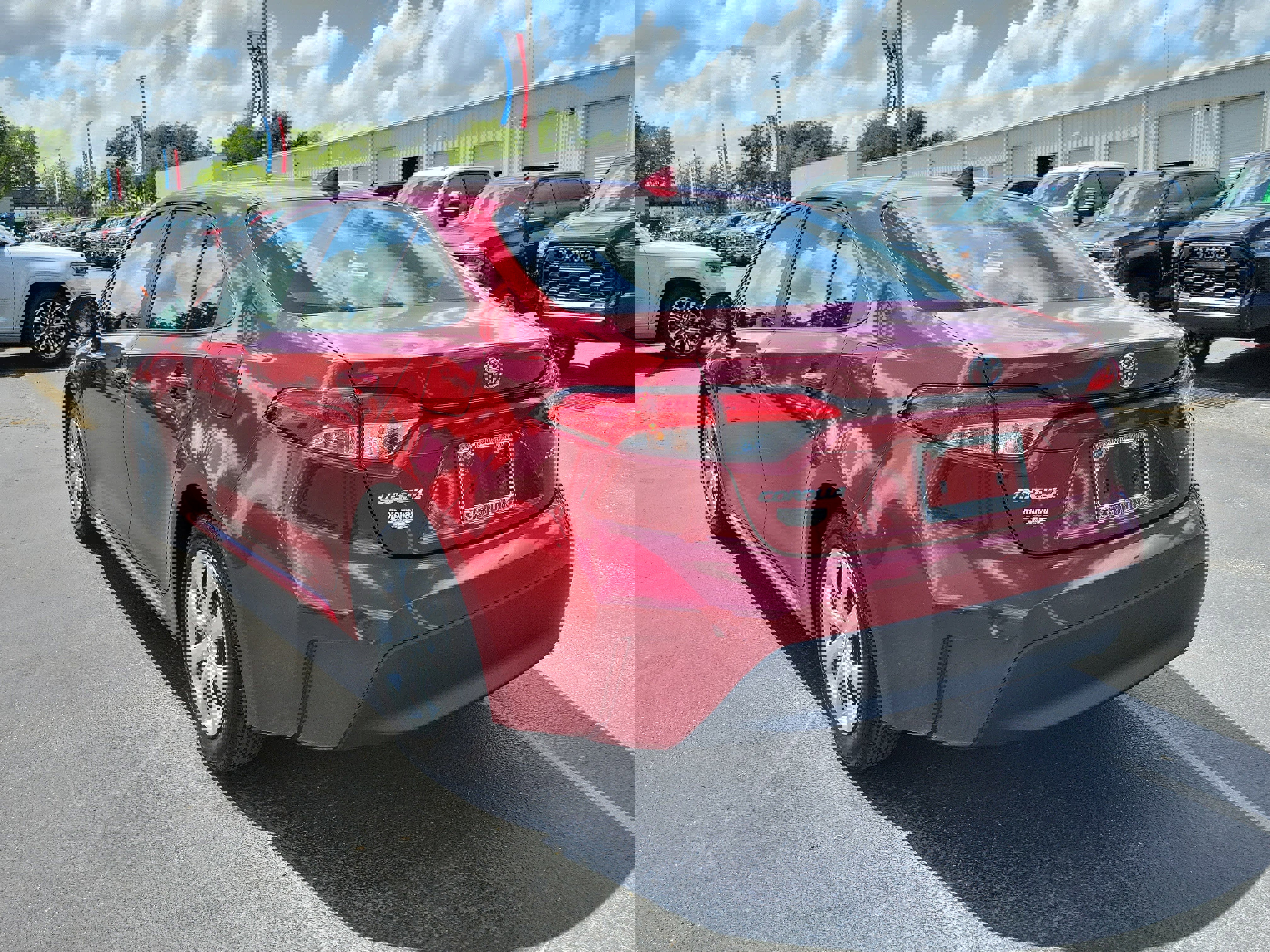 Used 2024 Toyota Corolla LE image 7