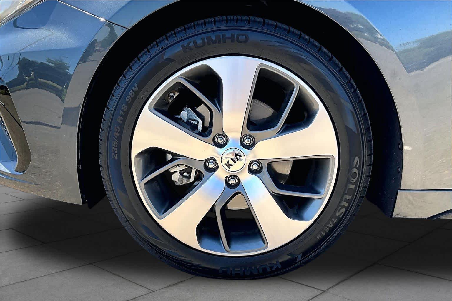 Used 2020 Kia Optima S w/ S Panoramic Sunroof Package FWD image 10