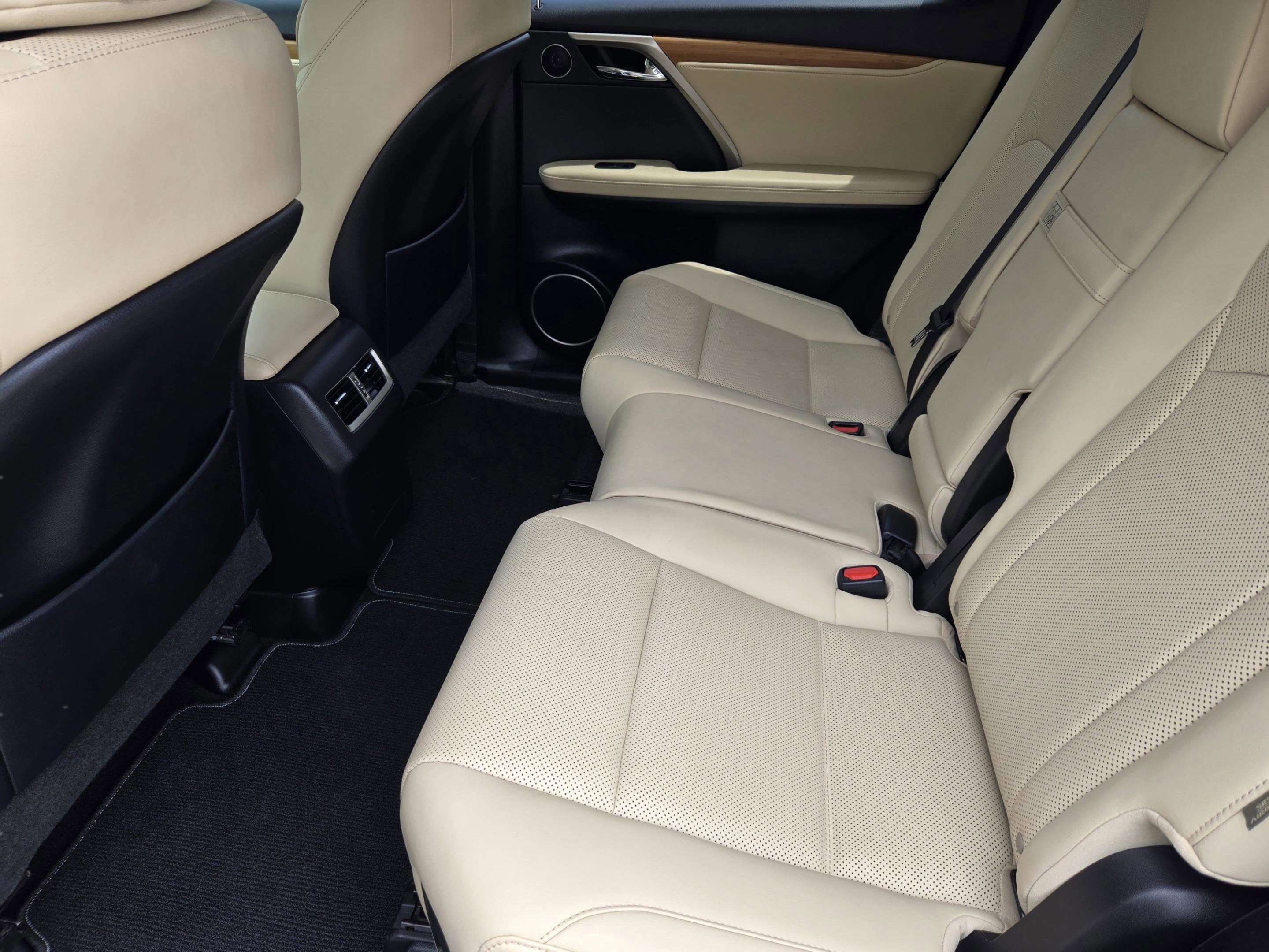 Used 2021 Lexus RX 350L FWD w/ Premium Package image 31