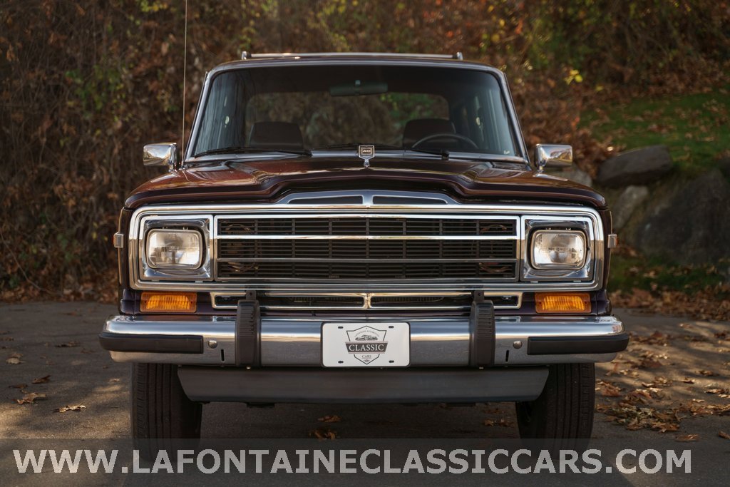 Used 1991 Jeep Grand Wagoneer Base image 67