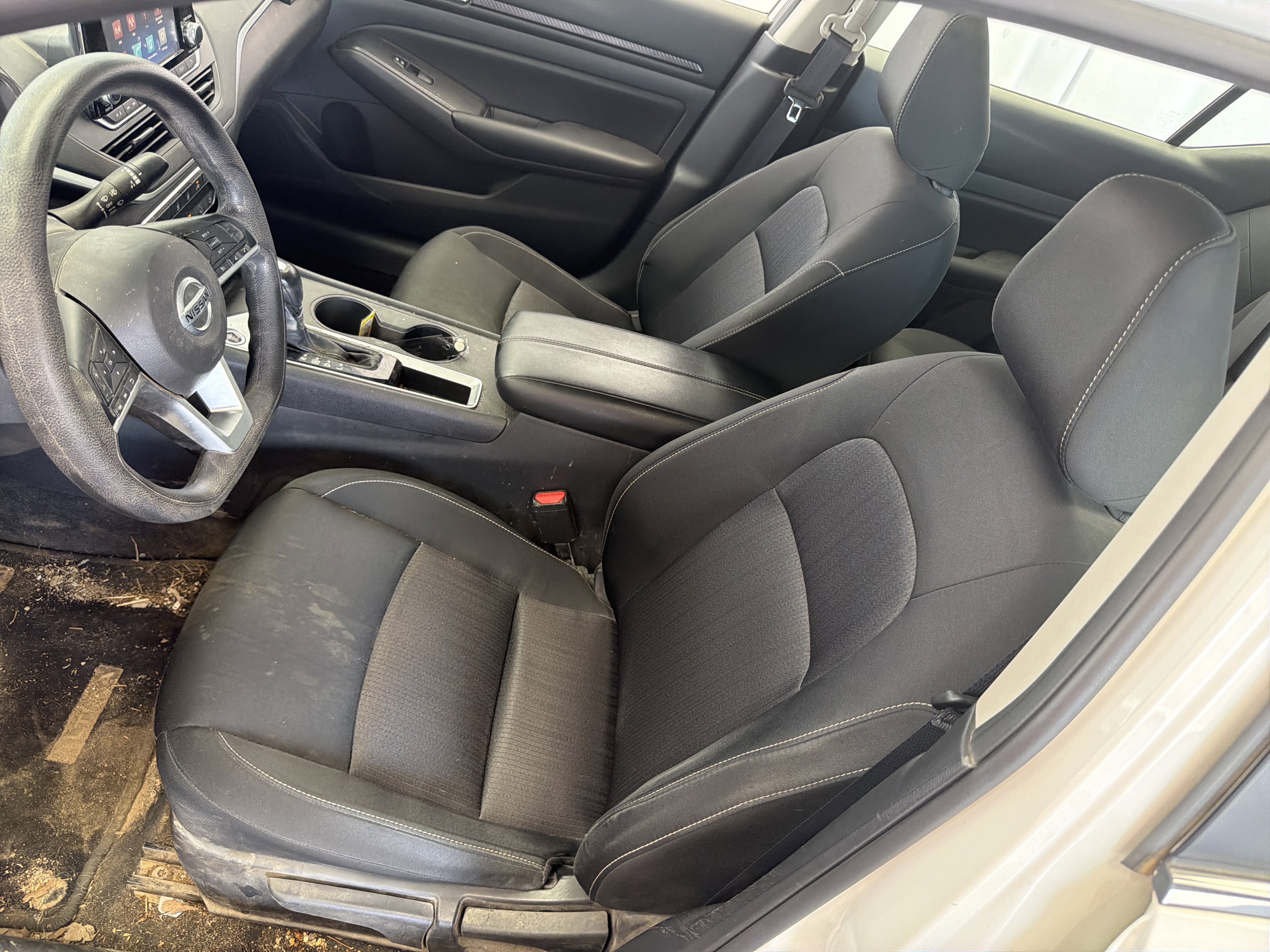 Used 2022 Nissan Altima 2.5 S image 12