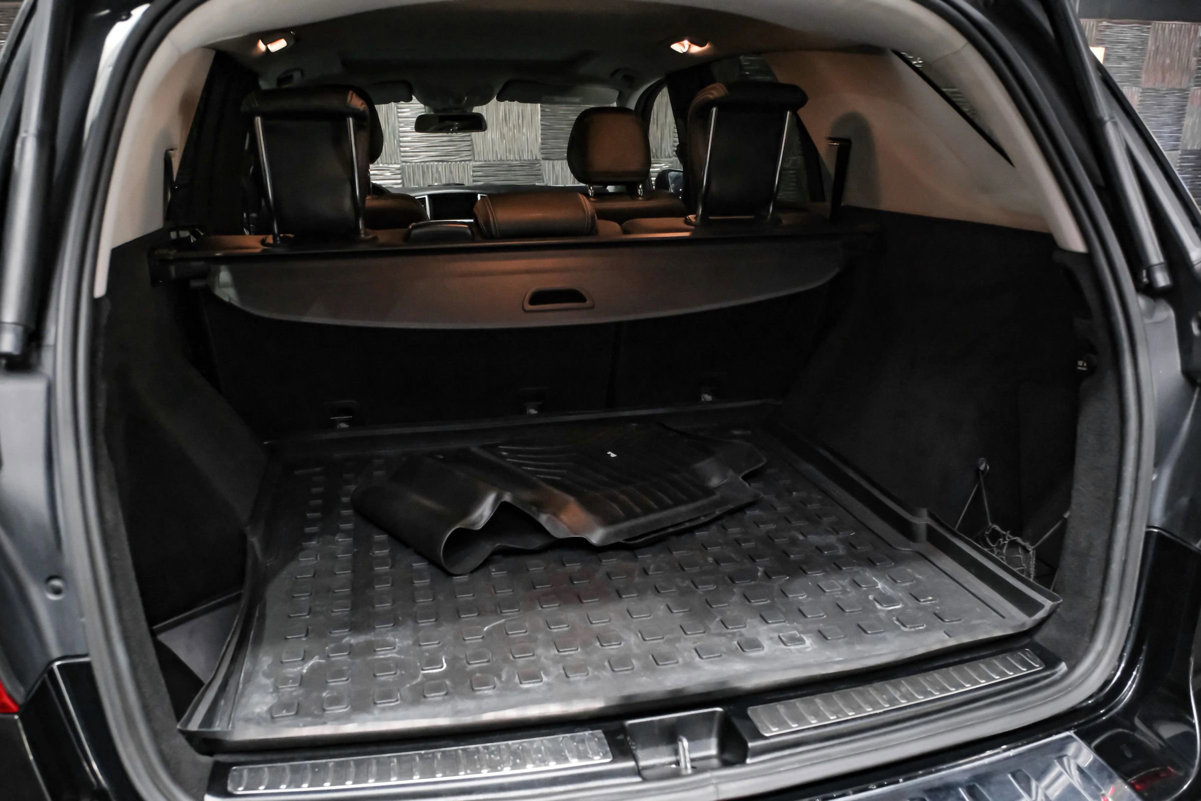 Used 2015 Mercedes-Benz ML 250 BlueTEC 4MATIC image 48