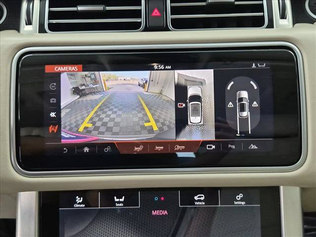 Used 2018 Land Rover Range Rover HSE AWD/4WD image 14