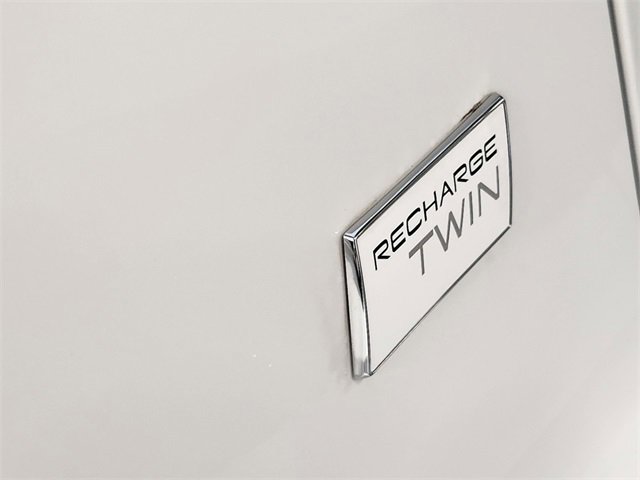 New 2024 Volvo XC40 Recharge Plus w/ Protection Package Premier image 13