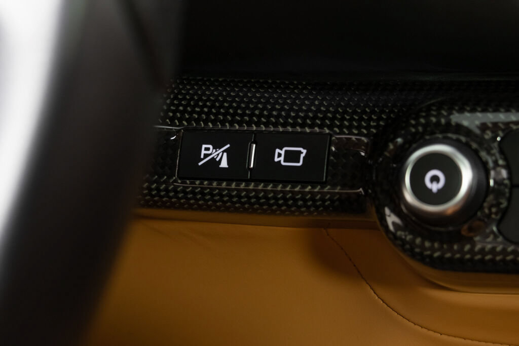 Used 2019 Ferrari 812 Superfast RWD image 35