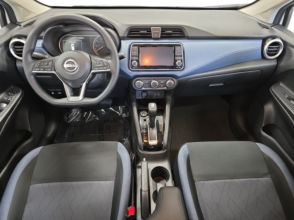 Used 2025 Nissan Versa SV w/ Trunk Package FWD image 9