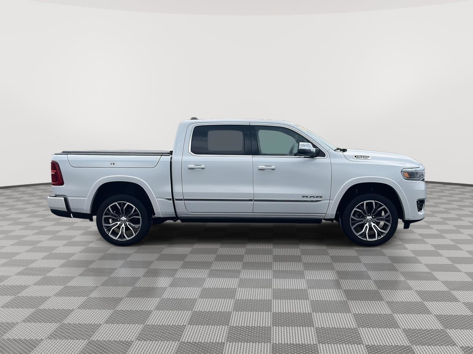 Used 2025 RAM 1500 Tungsten w/ Trailer Tow Group AWD/4WD image 4