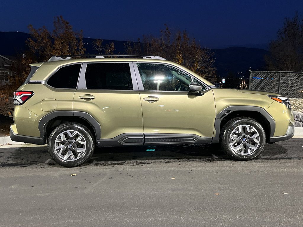 New 2026 Subaru Forester Premium image 2