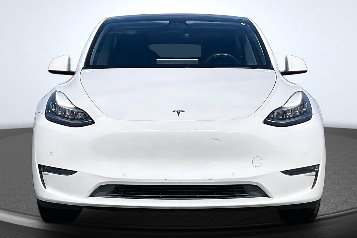 Used 2020 Tesla Model Y Long Range AWD/4WD image 3