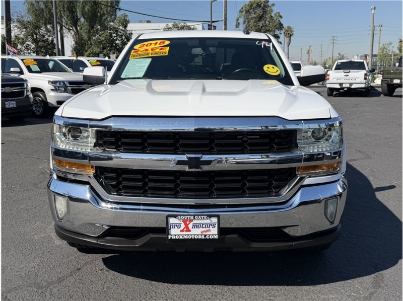 Used 2018 Chevrolet Silverado 1500 LT w/ Texas Edition RWD image 2