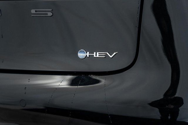 New 2026 Toyota Prius LE image 7