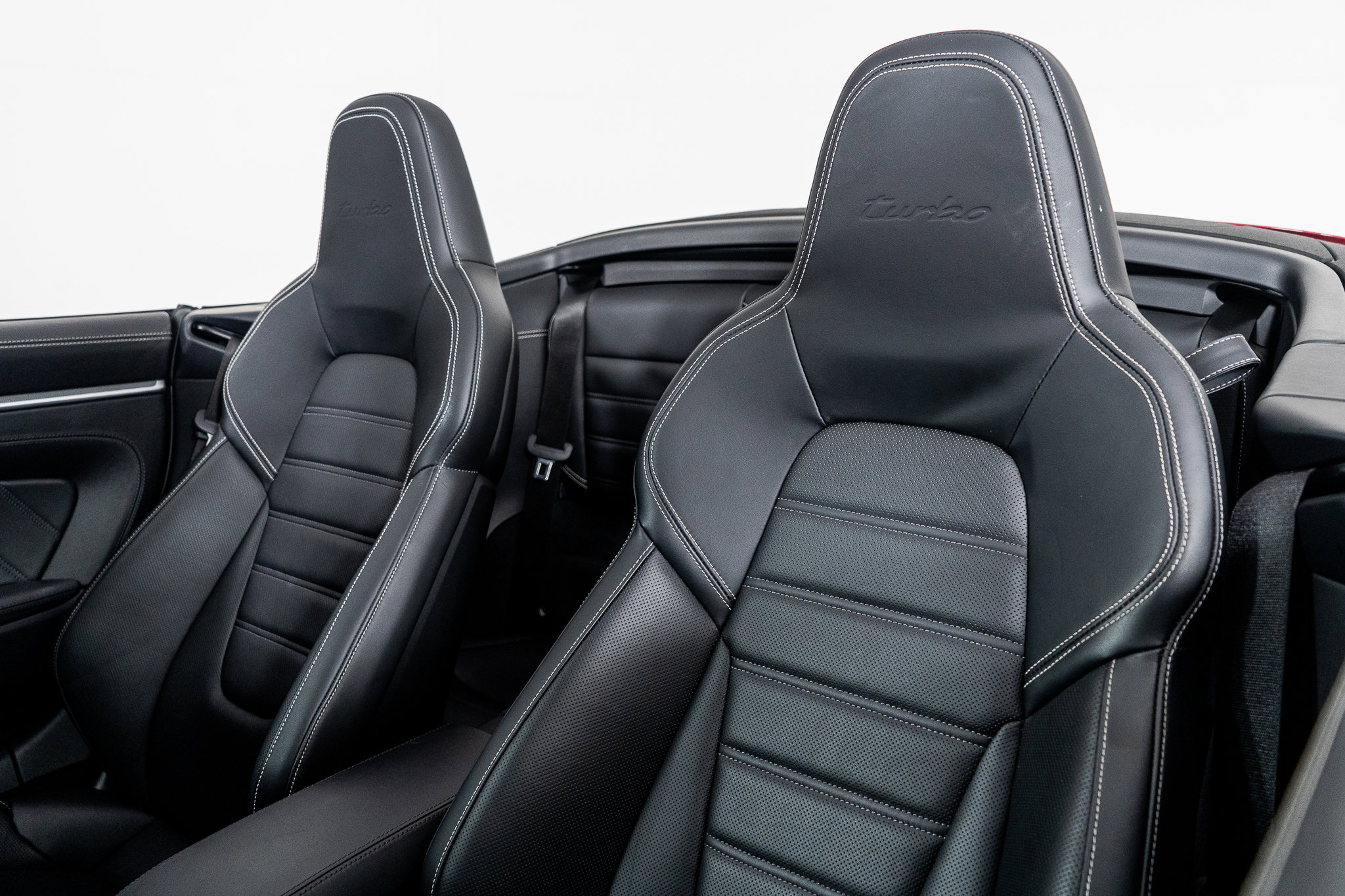 Used 2024 Porsche 911 Turbo image 3